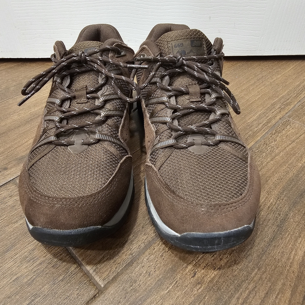New Balance 669 Hiking Shoes Brown Mens 7.5 wide Gently Worn - Picture 4 of 8